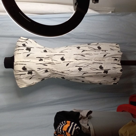 The Vested Gentress 8 Dress Brown White Floral Vintage 70's 80's - Picture 7 of 8